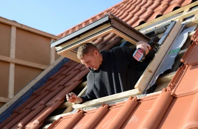 Pose de fenêtres de toit Velux aux Monts du Roumois
